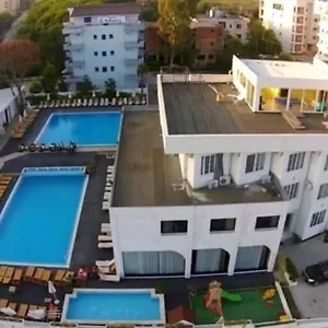 Hotel Sunborn, Golem (Tirana)