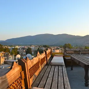 https://homeros-pension-guesthouse.aegeanhotels.net