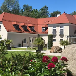 https://and-restaurant-glutschaufel.com-bavaria.com